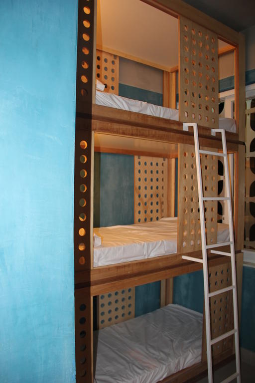 Hostal Rioow