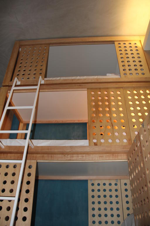 Hostal Rioow
